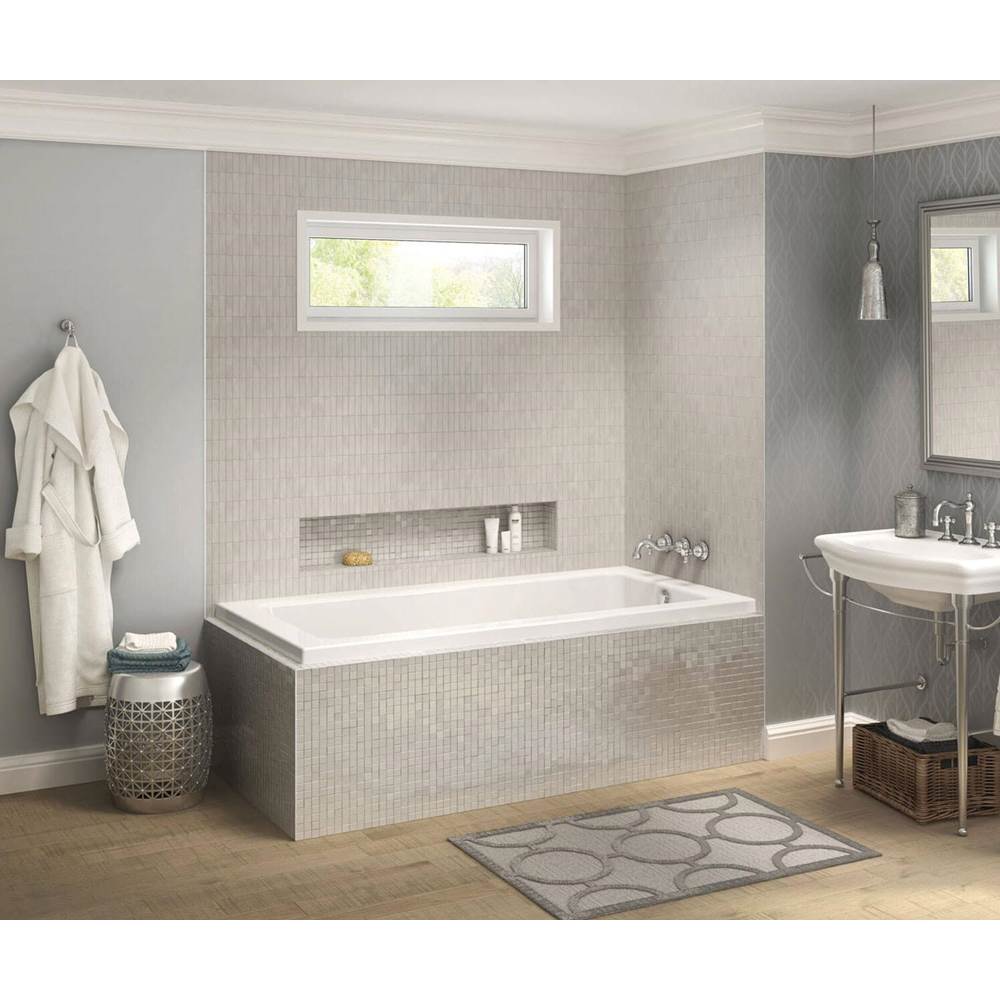 Maax Pose 6636 IF Acrylic Corner Right Right-Hand Drain Bathtub in White